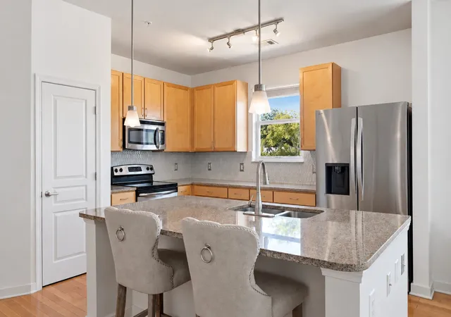 Photo 4 of Condo for sale at 3000 Vanderbilt Pl #417, Nashville, TN 37212 | MLS# 3545758 | Listing updated on 2026-09-11