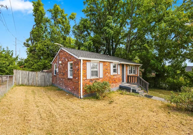 Single family home for sale at 1201 Sevier St, Nashville, TN 37206 | MLS# 3546042
