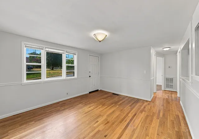 Photo 4 of Single family home for sale at 1201 Sevier St, Nashville, TN 37206 | MLS# 3546042 | Listing updated on 2026-09-15