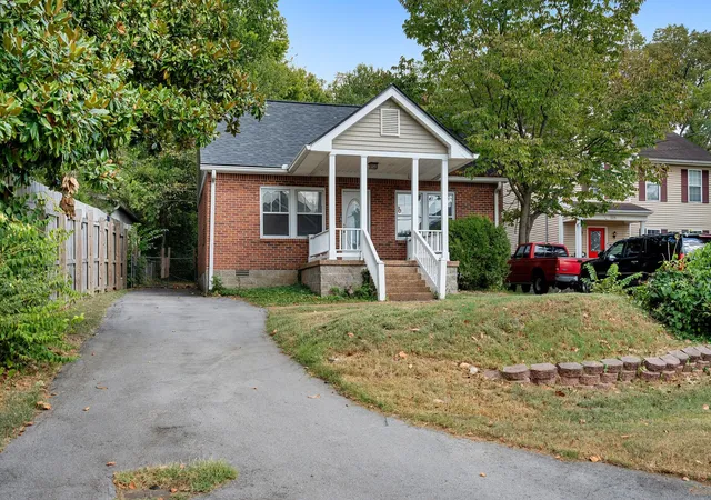Photo 2 of Single family home for sale at 226 54th Avenue N, Nashville, TN 37209 | MLS# 3544476 | Listing updated on 2026-09-13