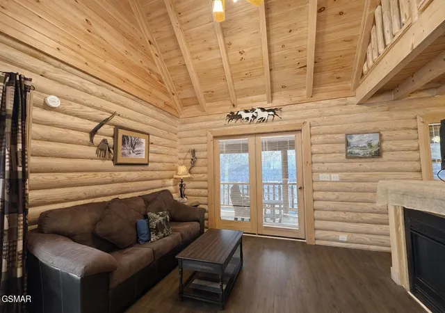 Photo 3 of Single family home for sale at 3221 Smoky Ridge Way, Sevierville, TN 37862 | MLS# 3544101 | Listing updated on 2026-09-11