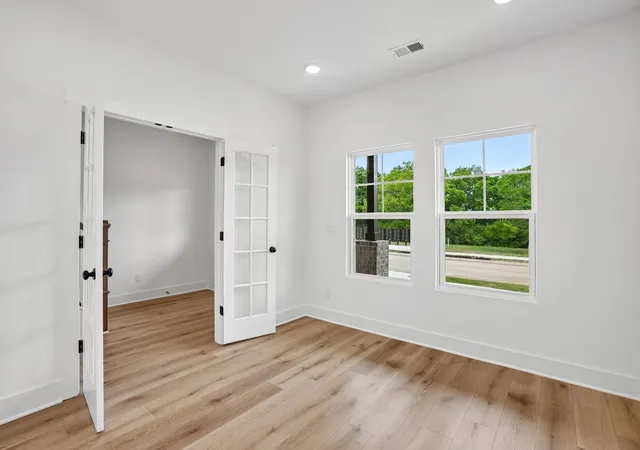 Photo 3 of Single family home for sale at 241 Rose Hannah Dr, Gallatin, TN 37066 | MLS# 3544162 | Listing updated on 2026-09-15