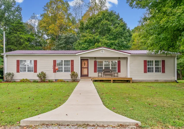 Photo 2 of Manufactured home for sale at 370 Grices Crk Rd, Cumberland City, TN 37050 | MLS# 3545496 | Listing updated on 2026-09-15