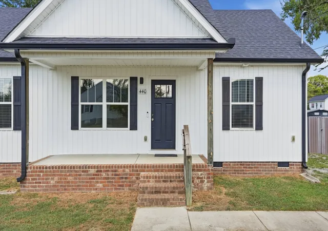 Photo 3 of Single family home for sale at 440 Hillsdale St, Lewisburg, TN 37091 | MLS# 3545915 | Listing updated on 2026-09-28