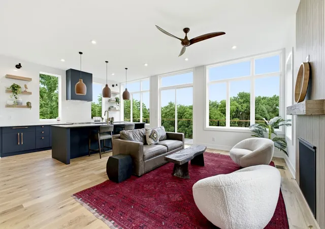 Photo 3 of Single family home for sale at 1905 Sevier St, Nashville, TN 37206 | MLS# 3544200 | Listing updated on 2026-09-15