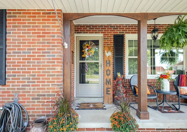 Photo 4 of Single family home for sale at 106 High St, Bell Buckle, TN 37020 | MLS# 3546496 | Listing updated on 2026-09-14