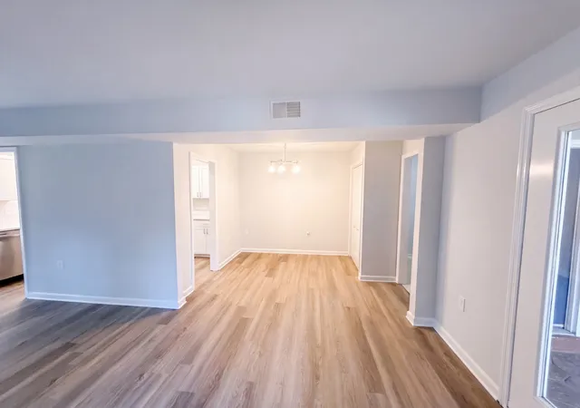 Photo 2 of Condo for sale at 5025 Hillsboro Pike #7A, Nashville, TN 37215 | MLS# 3544248 | Listing updated on 2026-09-14