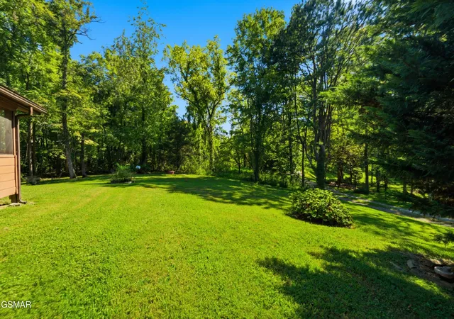 Photo 3 of Single family home for sale at 3114 Hatcher Top Rd, Sevierville, TN 37862 | MLS# 3544242 | Listing updated on 2026-09-11