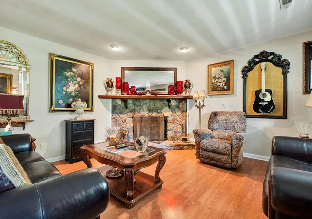 Photo 4 of Single family home for sale at 9104 Quail Mountain Dr, Chattanooga, TN 37421 | MLS# 3544247 | Listing updated on 2026-09-28