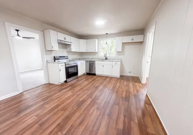 Photo 2 of Single family home for sale at 1004 Glenview Dr, Nashville, TN 37206 | MLS# 3544267 | Listing updated on 2026-09-30