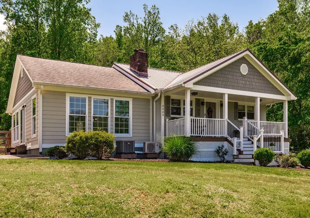 Photo 4 of Single family home for sale at 8909 Highway 100, Nashville, TN 37221 | MLS# 3544274 | Listing updated on 2026-09-15