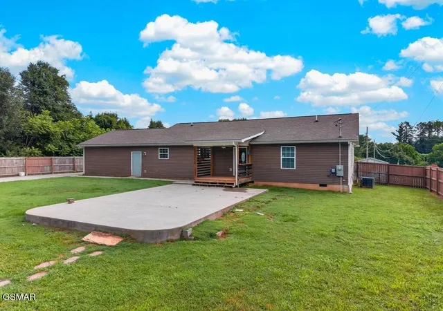 Photo 3 of Single family home for sale at 269 Riviera Dr, Newport, TN 37821 | MLS# 3591873 | Listing updated on 2026-09-25