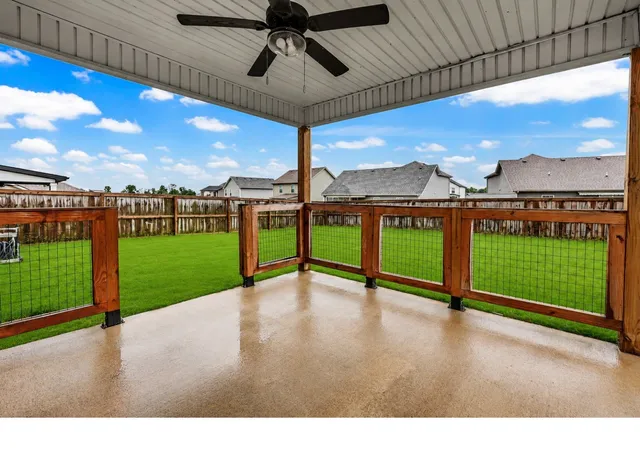 Photo 4 of Single family home for sale at 1101 Whitney Dr, Clarksville, TN 37042 | MLS# 3544347 | Listing updated on 2026-09-12