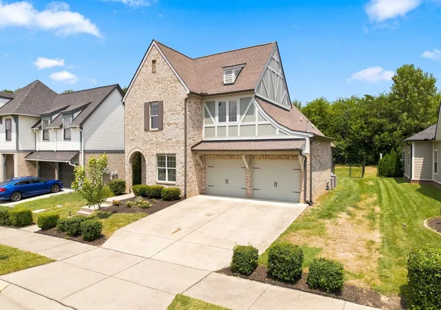 Photo 3 of Single family home for sale at 615 Sire Ave, Mount Juliet, TN 37122 | MLS# 3544381 | Listing updated on 2026-09-15