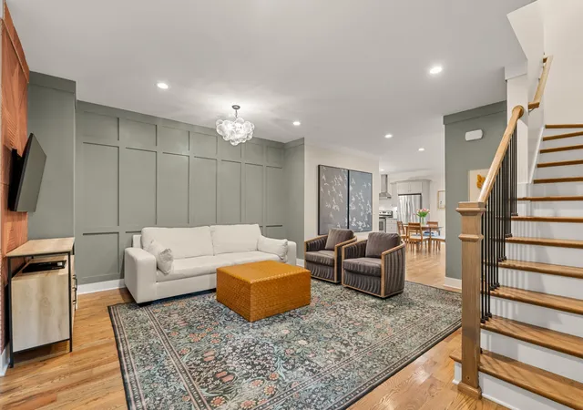 Photo 3 of Single family home for sale at 552 Westboro Dr, Nashville, TN 37209 | MLS# 3546007 | Listing updated on 2026-09-10