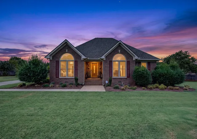 Single family home for sale at 1907 Andrew Ct, Murfreesboro, TN 37129 | MLS# 3547194