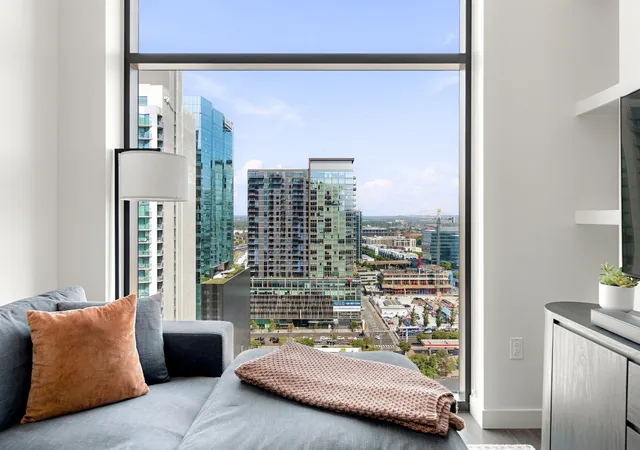 Photo 3 of Condo for sale at 1212 Demonbreun St #1811, Nashville, TN 37203 | MLS# 3546661 | Listing updated on 2026-09-21