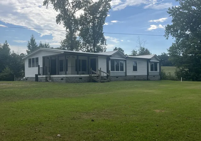 Photo 1 of Sale Pending at 808 Johnson Holw Rd, Waynesboro, TN 38485 | MLS# 3545595 | Listing updated on 2026-09-11