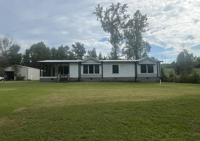 Photo 2 of Sale Pending at 808 Johnson Holw Rd, Waynesboro, TN 38485 | MLS# 3545595 | Listing updated on 2026-09-11