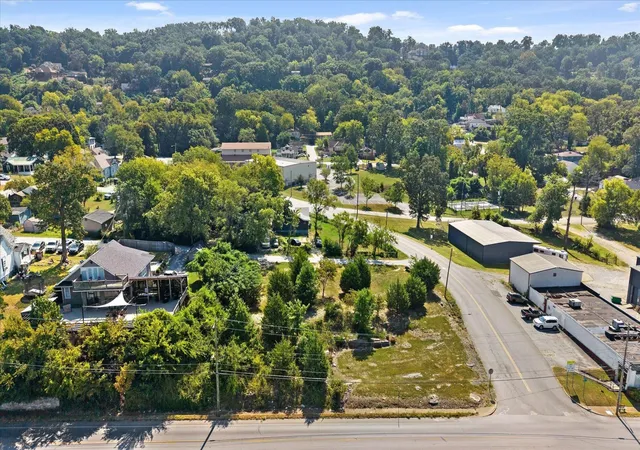 Photo 4 of Land for sale at 0 Dodds Ave, Chattanooga, TN 37407 | MLS# 3544743 | Listing updated on 2026-09-24