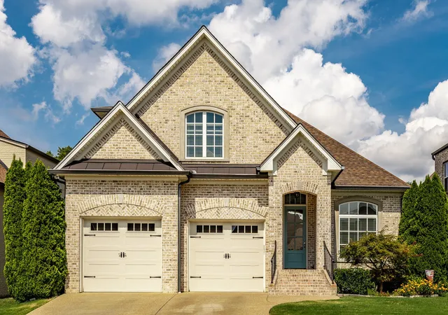 Photo 2 of Single family home for sale at 1033 Jarman Pvt Ln, Gallatin, TN 37066 | MLS# 3546457 | Listing updated on 2026-09-14
