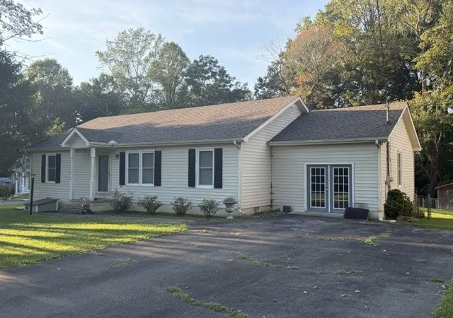 Photo 2 of Single family home for sale at 312 Greenfield Ln, Estill Springs, TN 37330 | MLS# 3544947 | Listing updated on 2026-09-11