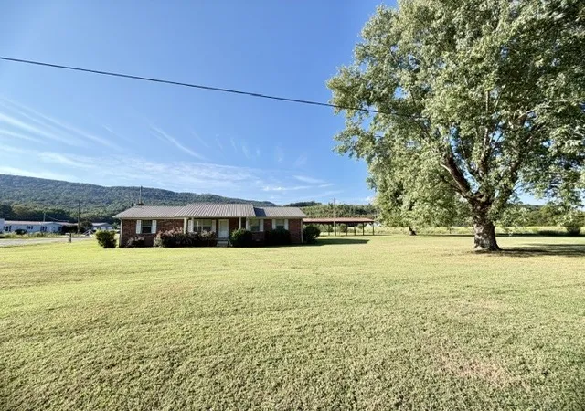 Photo 3 of Single family home for sale at 3852 Payne Cvs Rd, Pelham, TN 37366 | MLS# 3544949 | Listing updated on 2026-09-14