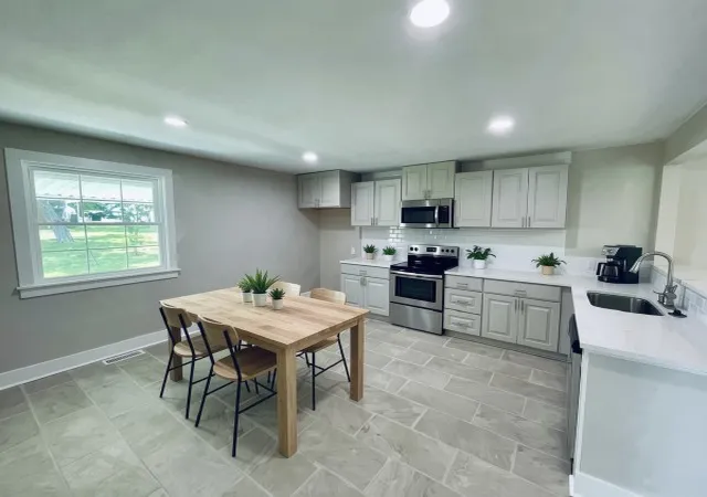 Photo 4 of Single family home for sale at 108 Jennings Dr, Hendersonville, TN 37075 | MLS# 3545052 | Listing updated on 2026-09-14