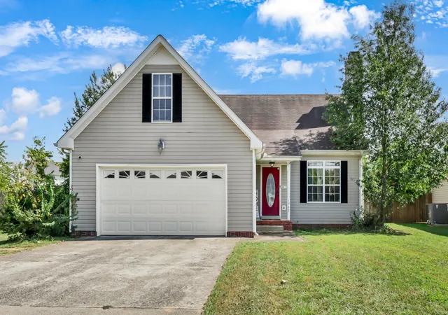 Photo 1 of Single family home for sale at 1967 Whirlaway Cir, Clarksville, TN 37042 | MLS# 3547025 | Listing updated on 2026-09-15