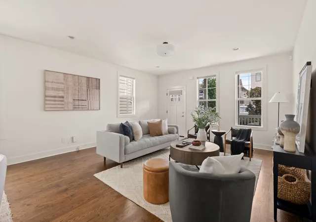 Photo 3 of Single family home for sale at 6109b New York Ave, Nashville, TN 37209 | MLS# 3545619 | Listing updated on 2026-09-14