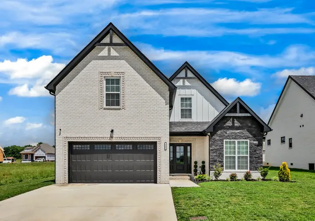 Photo 1 of Single family home for sale at 117 Aspen Pine Dr, Clarksville, TN 37043 | MLS# 3545632 | Listing updated on 2026-09-11