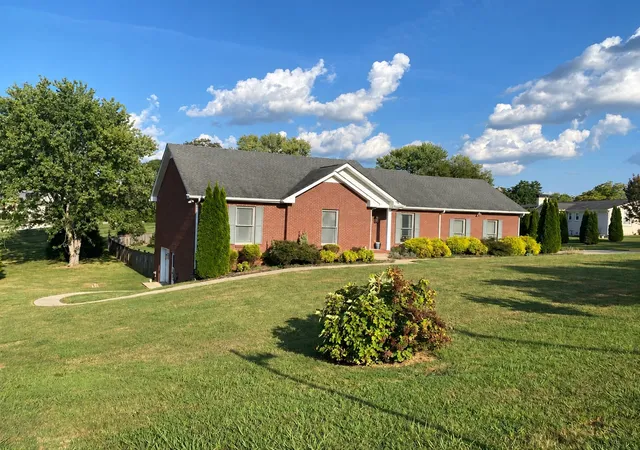 Photo 1 of Single family home for sale at 301 Locust Rd, Clarksville, TN 37043 | MLS# 3545571 | Listing updated on 2026-10-29