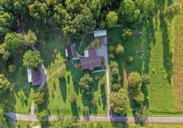 Photo 1 of Single family home for sale at 2643 Roy Mccollum Rd, Lewisburg, TN 37091 | MLS# 3546630 | Listing updated on 2026-10-10