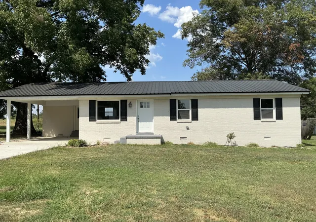 Photo 1 of Single family home for sale at 52 Scarbough E Ave, Friendship, TN 38034 | MLS# 3545390 | Listing updated on 2026-10-14