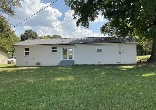 Photo 3 of Single family home for sale at 52 Scarbough E Ave, Friendship, TN 38034 | MLS# 3545390 | Listing updated on 2026-10-14