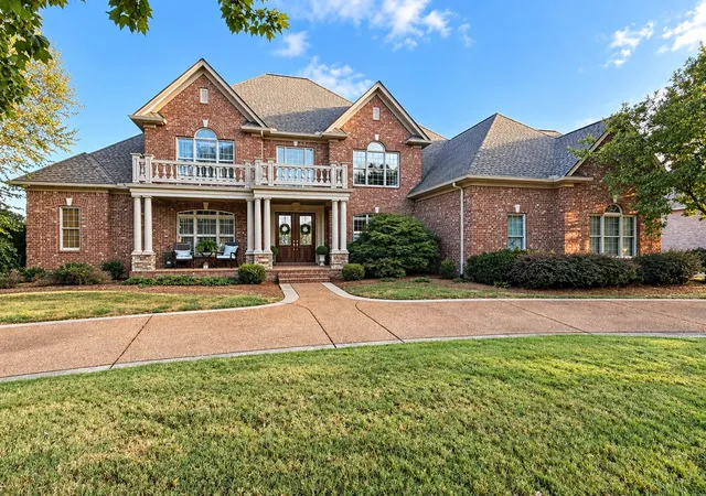 Photo 1 of Mansion for sale at 109 Gaston St, Gallatin, TN 37066 | MLS# 3545585 | Listing updated on 2026-09-14