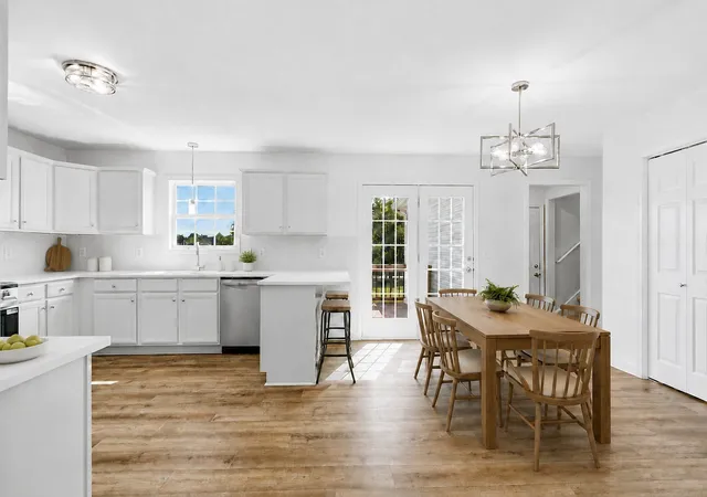 Photo 3 of Single family home for sale at 736 N Palmers Chapel Rd, White House, TN 37188 | MLS# 3545469 | Listing updated on 2026-10-07