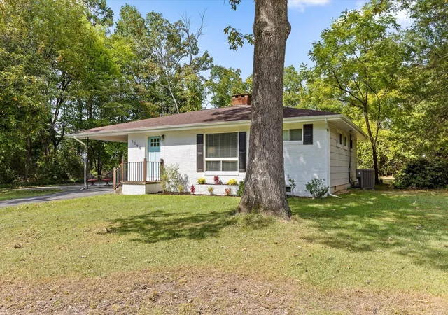 Photo 3 of Single family home for sale at 5096 Irvin Rd, Chattanooga, TN 37416 | MLS# 3545403 | Listing updated on 2026-09-11