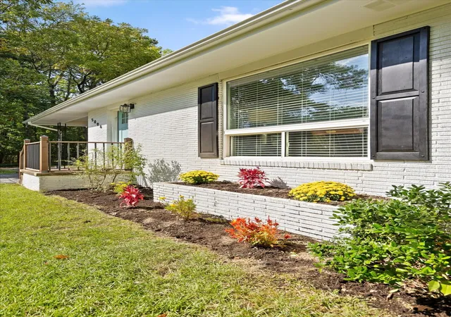 Photo 3 of Single family home for sale at 5096 Irvin Rd, Chattanooga, TN 37416 | MLS# 3545403 | Listing updated on 2026-10-22