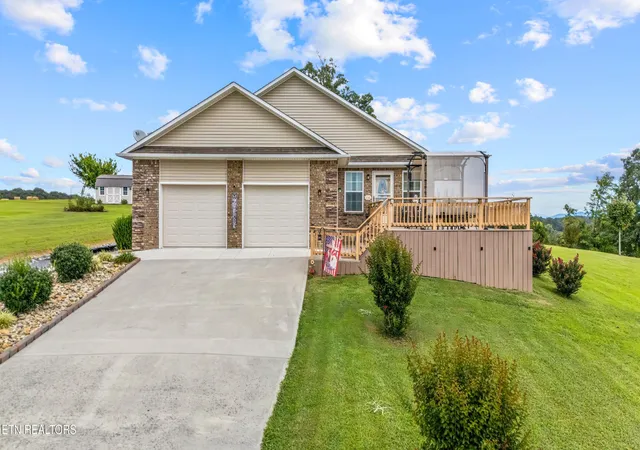 Photo 1 of Sale Pending at 116 Melissa Ln, Dandridge, TN 37725 | MLS# 3545425 | Listing updated on 2026-09-14