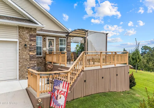 Photo 3 of Sale Pending at 116 Melissa Ln, Dandridge, TN 37725 | MLS# 3545425 | Listing updated on 2026-09-14