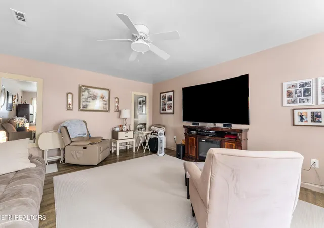 Photo 4 of Sale Pending at 116 Melissa Ln, Dandridge, TN 37725 | MLS# 3545425 | Listing updated on 2026-09-14