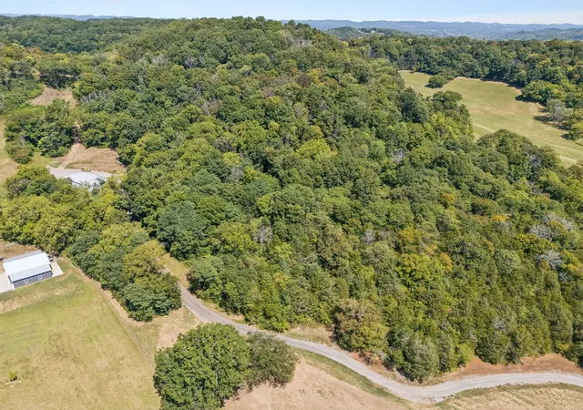 Photo 3 of Land for sale at 4828 Harpeth Peytonsville Rd, Thompsons Station, TN 37179 | MLS# 3546107 | Listing updated on 2026-09-10