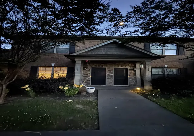 Photo 1 of Townhouse for sale at 1736 Stonebriar Dr Ne, Cleveland, TN 37312 | MLS# 3545546 | Listing updated on 2026-09-11