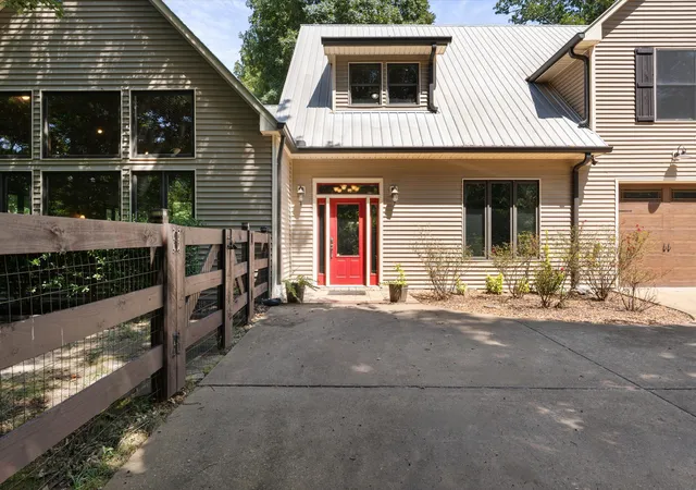 Photo 2 of Single family home for sale at 480 Defeated Crk Rd, Centerville, TN 37033 | MLS# 3546002 | Listing updated on 2026-09-10