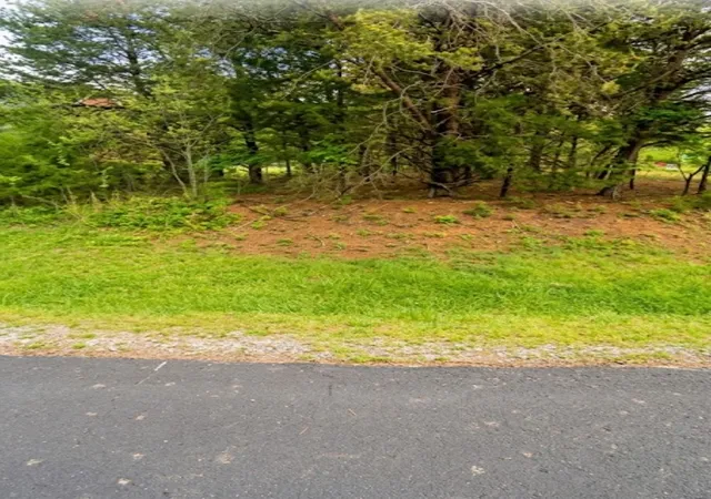 Photo 3 of Sale Pending at 1 Gohi Trl, Vonore, TN 37885 | MLS# 3545552 | Listing updated on 2026-09-11