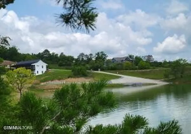 Photo 2 of Sale Pending at 18 Bay View Point, Sevierville, TN 37876 | MLS# 3591879 | Listing updated on 2026-09-23