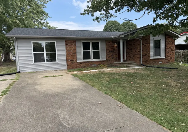 Single family home for sale at 2118 Lambert Dr, Westmoreland, TN 37186 | MLS# 3545565