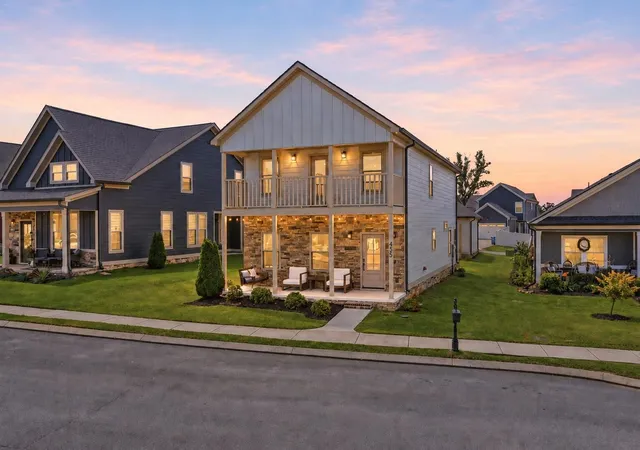 Photo 3 of Single family home for sale at 455 Tuscany Village Dr, Ringgold, GA 30736 | MLS# 3545597 | Listing updated on 2026-10-04