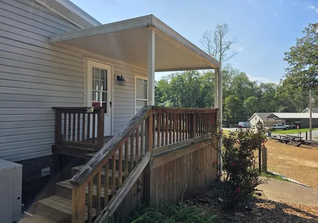 Photo 2 of Manufactured home for sale at 108 Crossfield Dr, Springville, TN 38256 | MLS# 3545729 | Listing updated on 2026-09-24